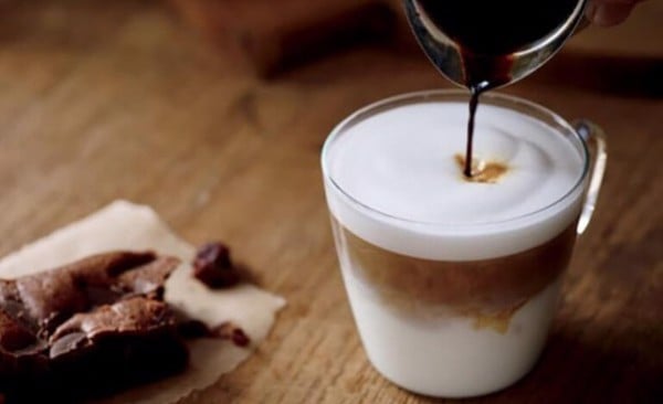 Biến tấu ngay với cách pha cà phê với bột kem béo ngon không tưởng – AEROCO  COFFEE - Cà phê đặc sản từ nông trại